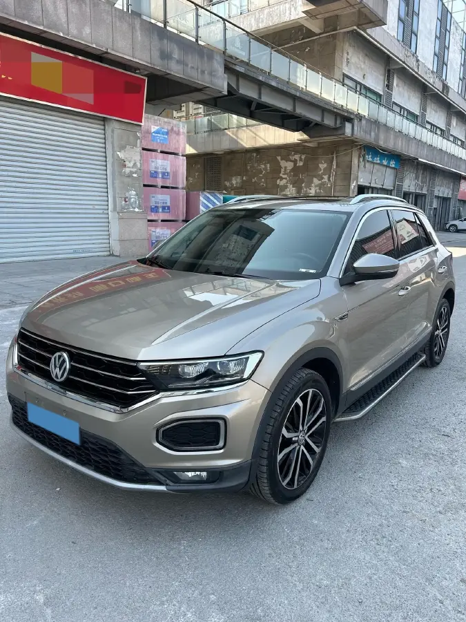 2020 Volkswagen T-Roc 1.4T 150HP L4 7DCT