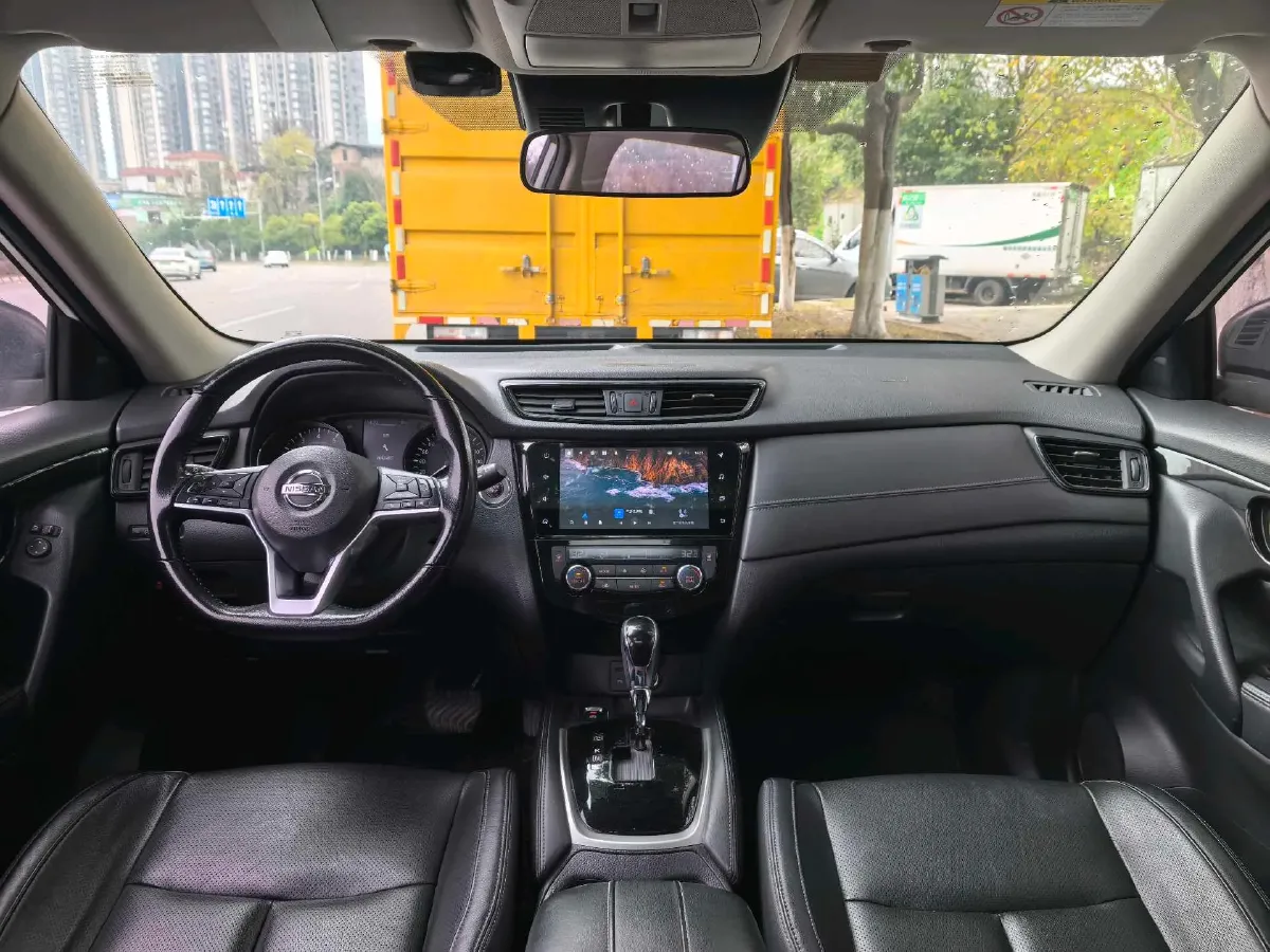 2020 Nissan X-Trail 2.0L 154HP L4 CVT,autocango,china used car exporter,china ev exporter,chinese used car exporter,chinese used ev exporter