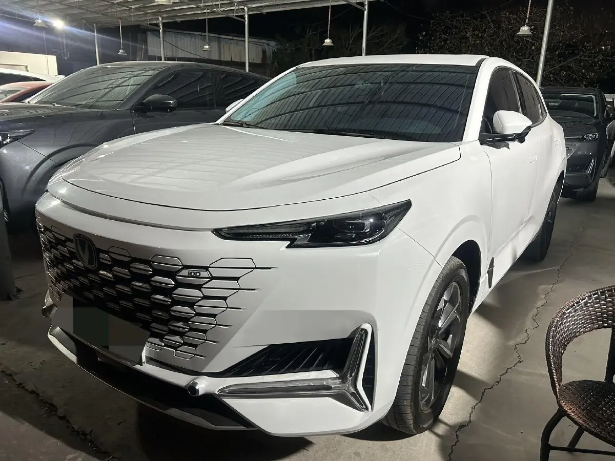 2023 ChangAn UNI-K iDD 1.5T 170HP L4 6TCT PHEV 28.39KWH