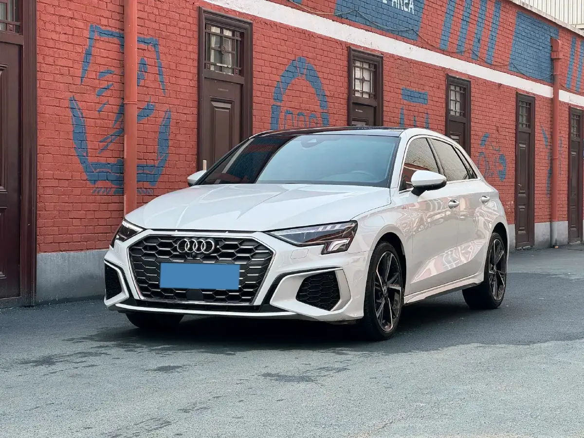 2022 Audi A3 1.4T 150HP L4 7DCT