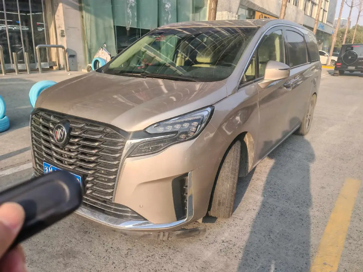 2023 Buick GL8 2.0T 237HP L4 9AT