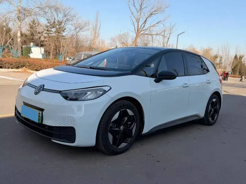 2025 Volkswagen ID.3 BEV 53.6KWH