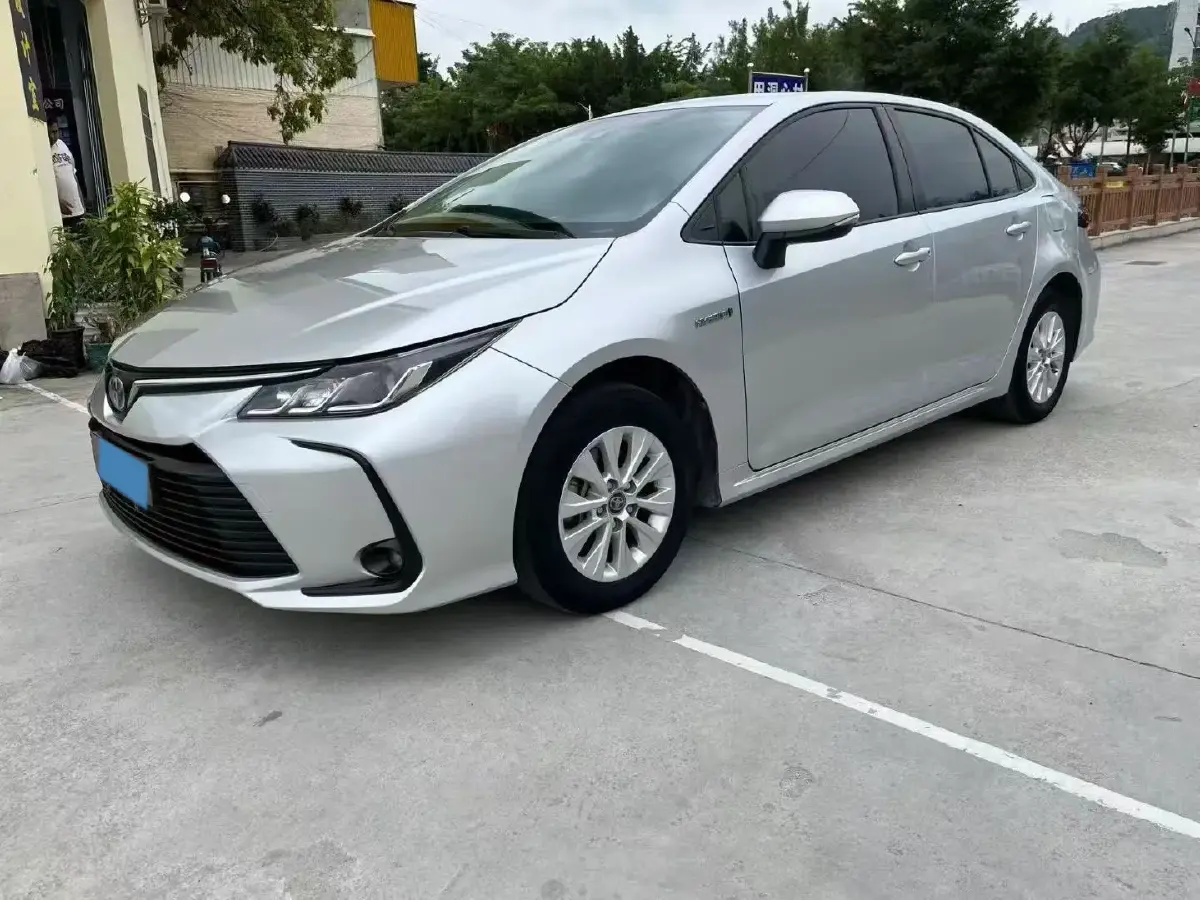 2022 Toyota Corolla 1.8L 98HP L4 E-CVT Hybrid