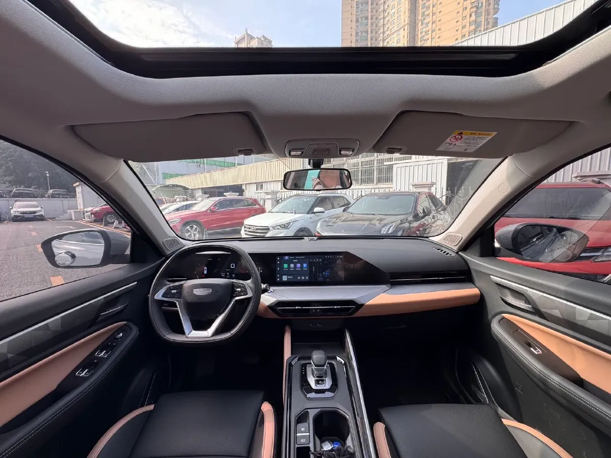 2024 Geely OkavangoPRO 1.5T 181HP L4 7DCT,autocango,china used car exporter,china ev exporter,chinese used car exporter,chinese used ev exporter