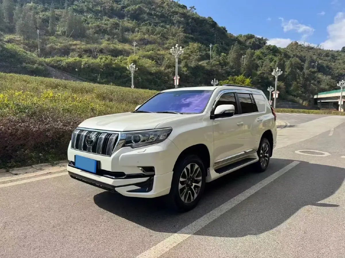 2023 Toyota Vellfire 2.5L 117HP L4 E-CVT Hybrid