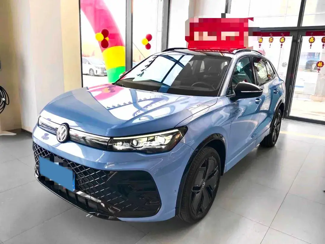 2024 Volkswagen Tiguan L 2.0T 220HP L4 7DCT