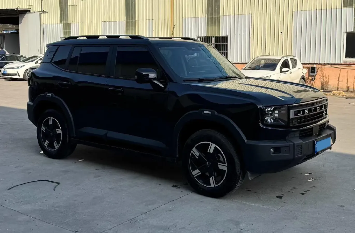 2025 Jetour Traveller 1.5T 184HP L4 7DCT,autocango,china used car exporter,china ev exporter,chinese used car exporter,chinese used ev exporter