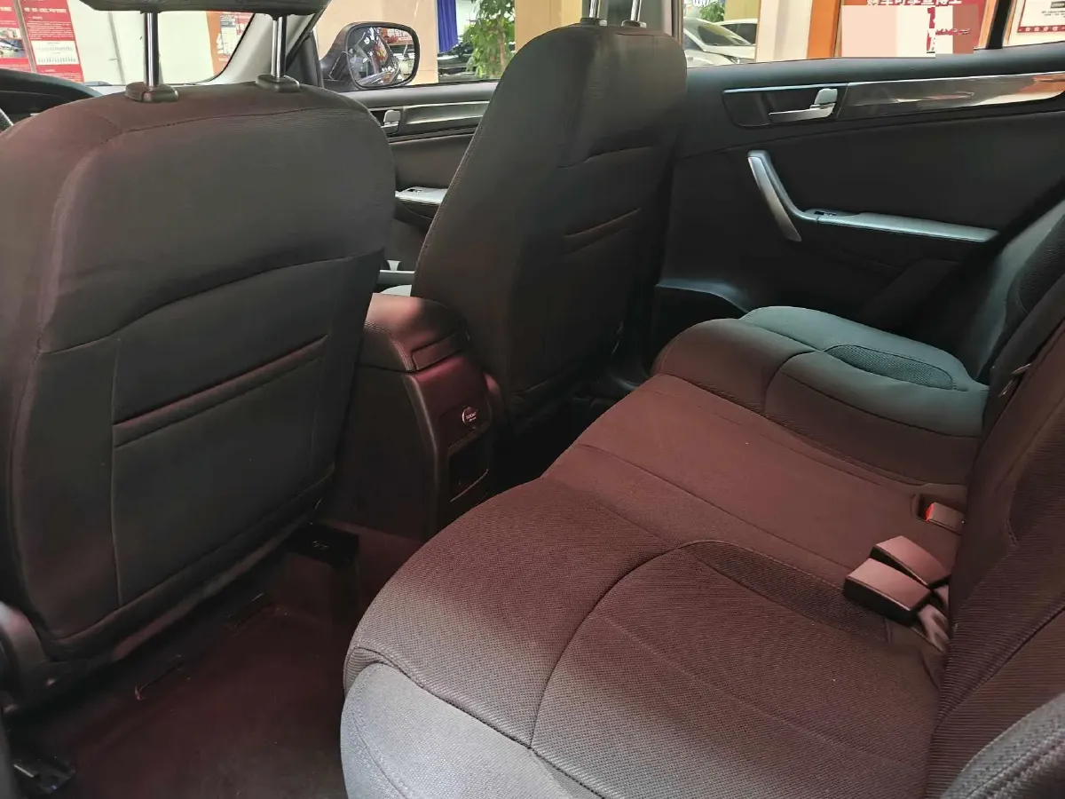 2016 Brilliance Auto V5 1.5T 150HP L4 5MT,autocango,china used car exporter,china ev exporter,chinese used car exporter,chinese used ev exporter