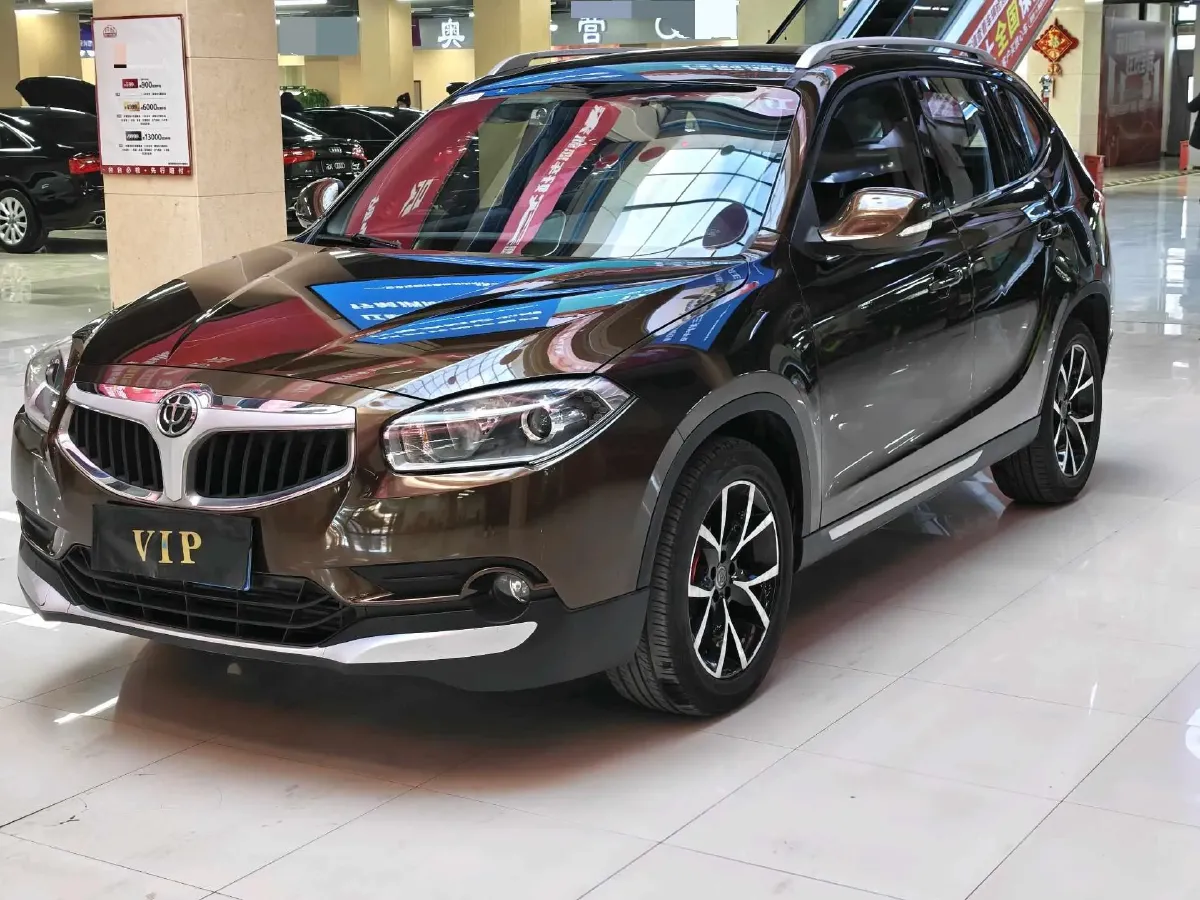 2016 Brilliance Auto V5 1.5T 150HP L4 5MT,autocango,china used car exporter,china ev exporter,chinese used car exporter,chinese used ev exporter