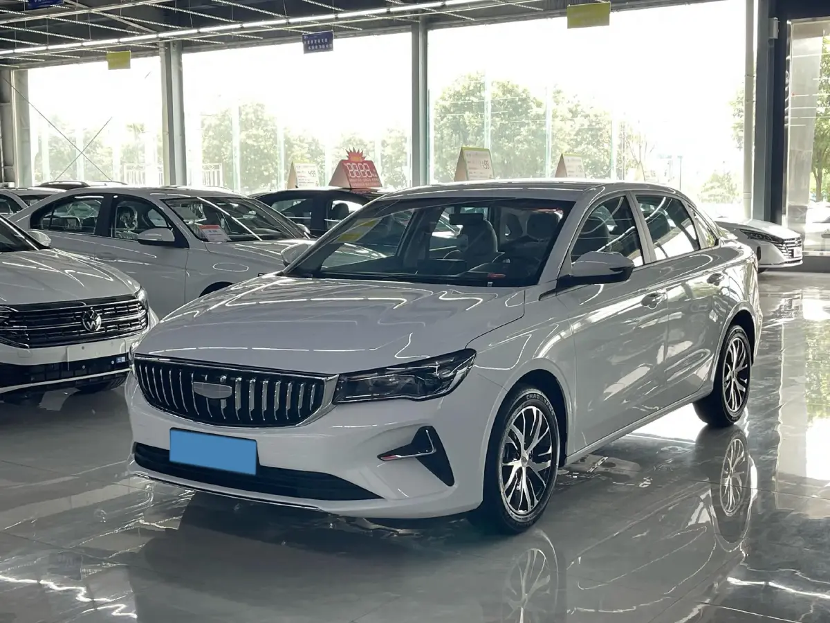 2025 Geely Emgrand 1.5L 127HP L4 CVT