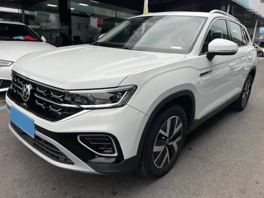 2023 Volkswagen Tayron 2.0T 186HP L4 7DCT