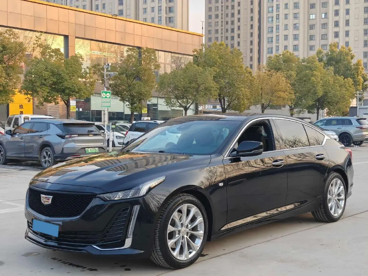 2021 Cadillac CT5 2.0T 237HP L4 10AT