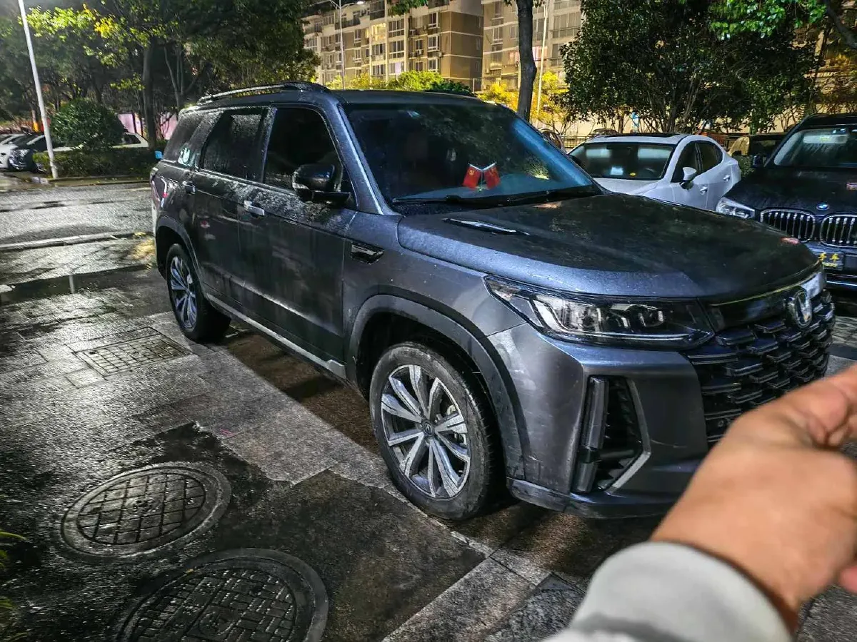 2023 ChangAn CS95 2.0T 233HP L4 8AT,autocango,china used car exporter,china ev exporter,chinese used car exporter,chinese used ev exporter