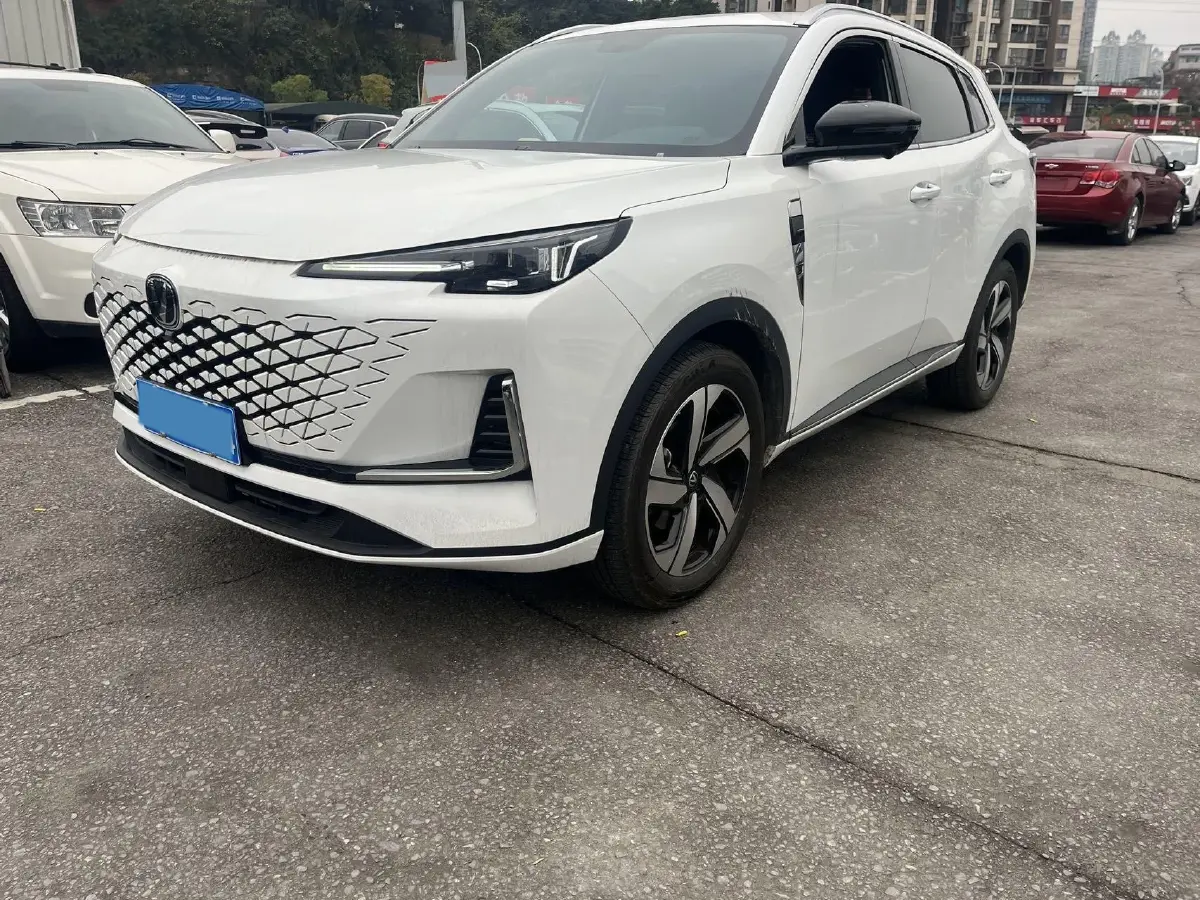 2024 ChangAn CS55 Plus 1.5T 188HP L4 7DCT