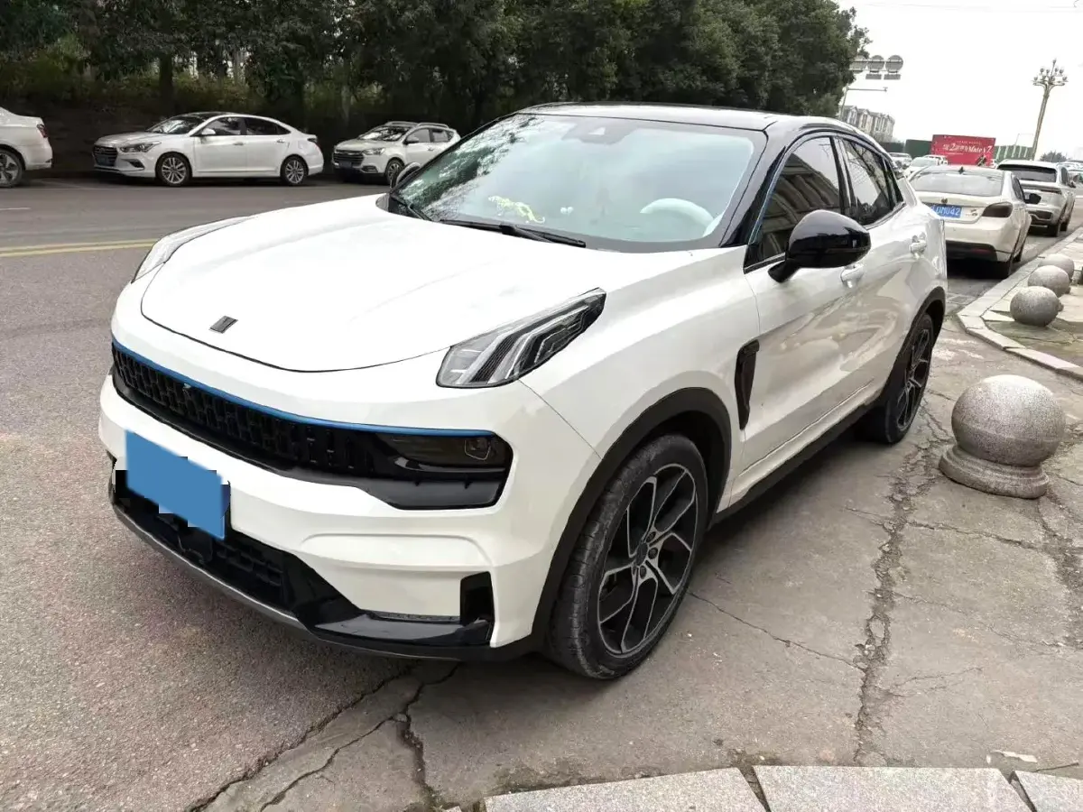 2022 LYNK&CO 05 2.0T 254HP L4 8AT