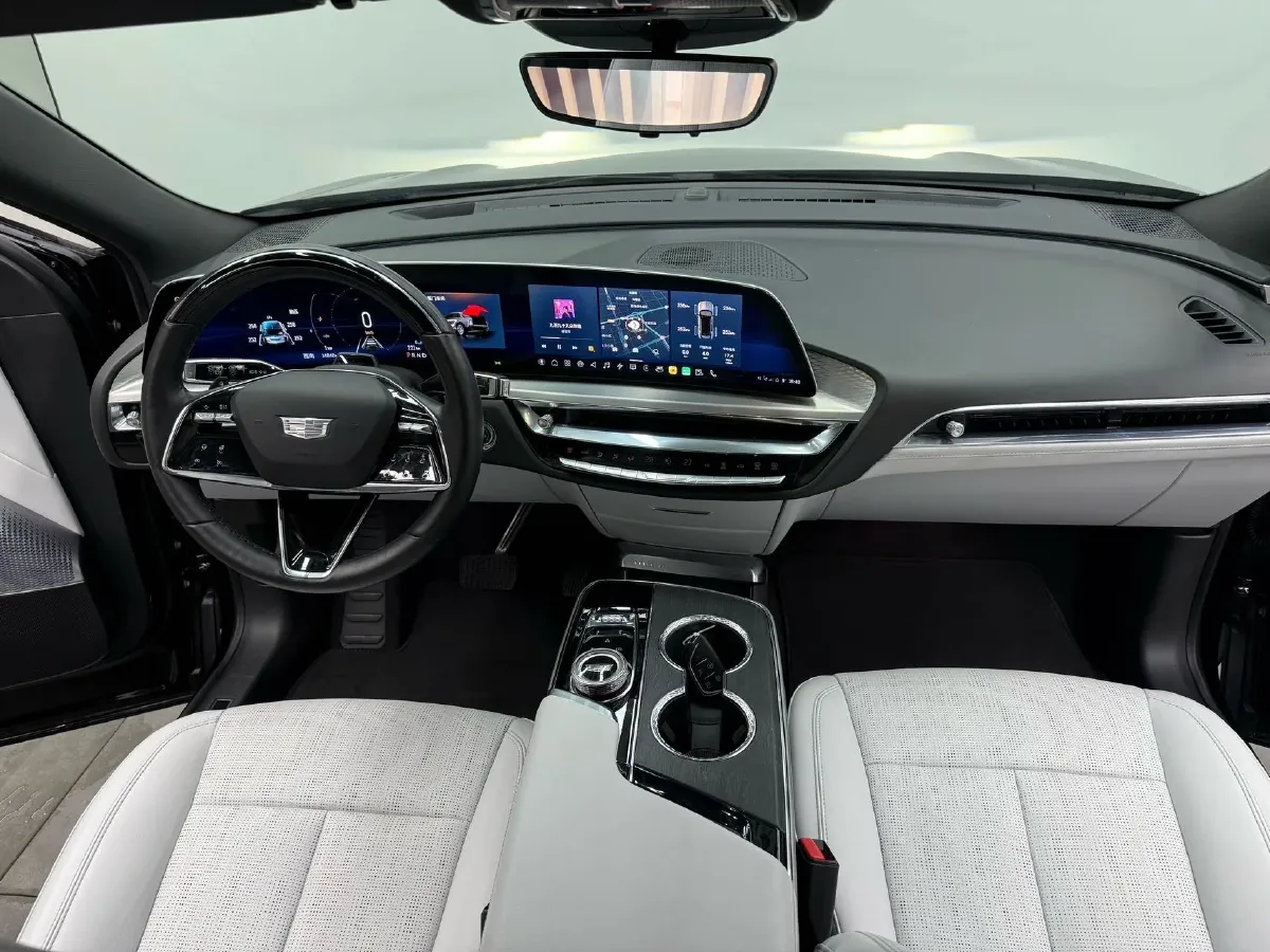 2022 Cadillac IQ Lyriq BEV 95.7KWH,autocango,china used car exporter,china ev exporter,chinese used car exporter,chinese used ev exporter