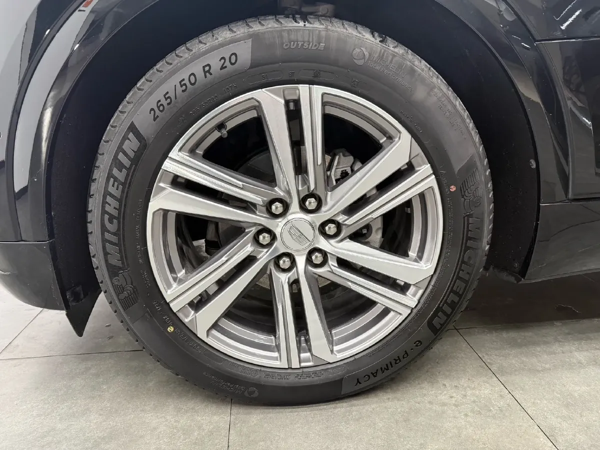 2022 Cadillac IQ Lyriq BEV 95.7KWH,autocango,china used car exporter,china ev exporter,chinese used car exporter,chinese used ev exporter