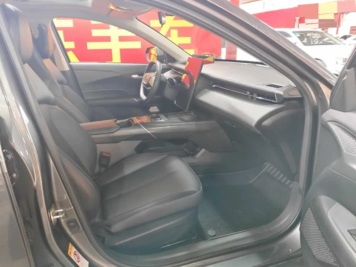 2023 ChangAn Lamore 1.5T 170HP L4 7DCT,autocango,china used car exporter,china ev exporter,chinese used car exporter,chinese used ev exporter