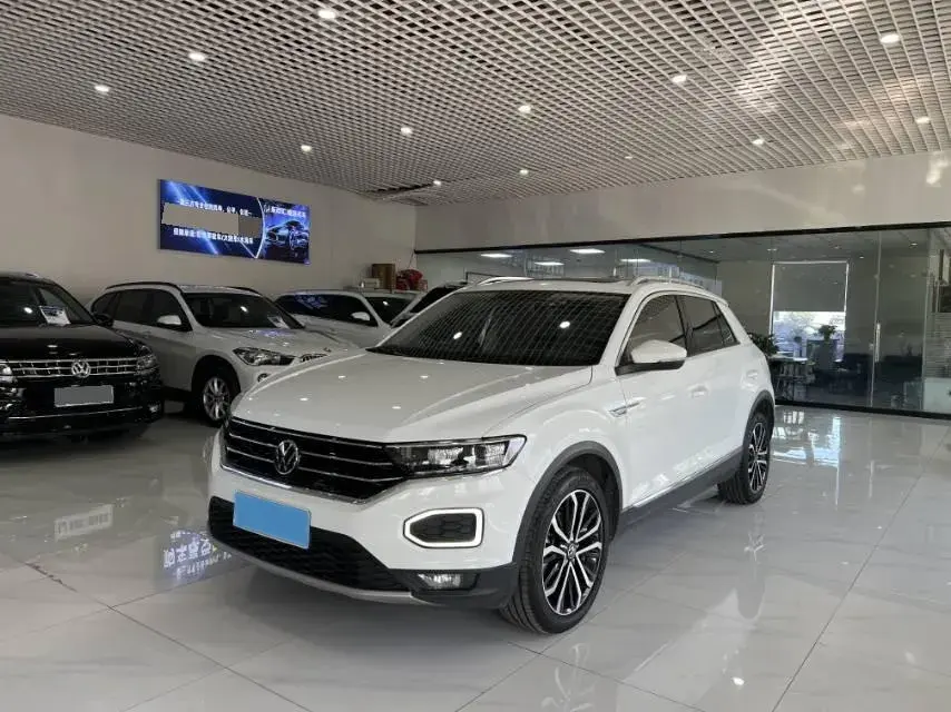 2020 Volkswagen T-Roc 1.4T 150HP L4 7DCT