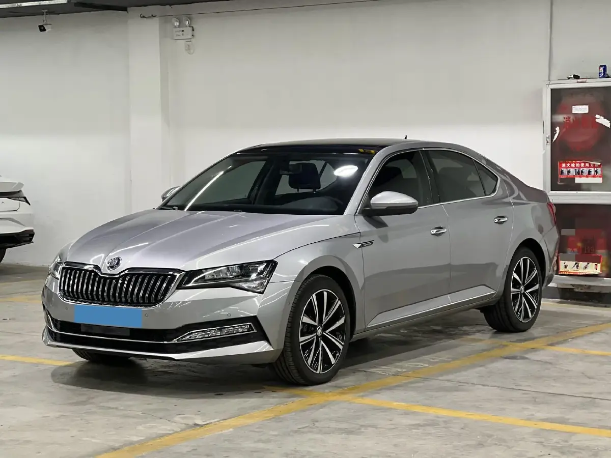 2024 Skoda Superb 1.4T 150HP L4 7DCT