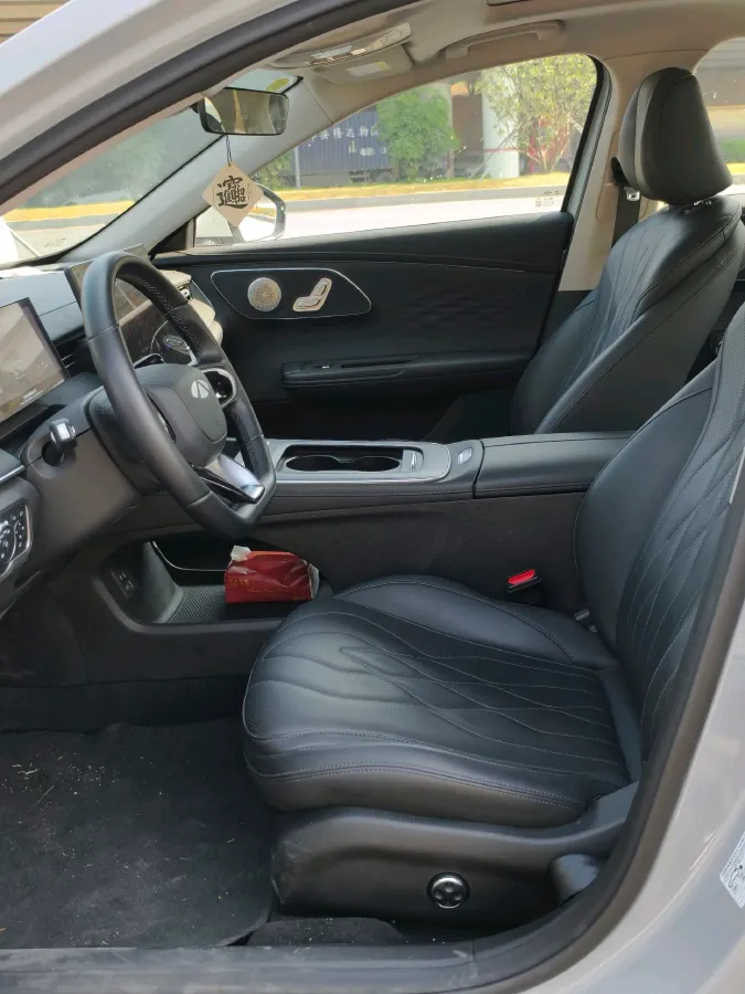 2025 Fulwin FulwinA8L 1.5T 156HP L4 1DHT PHEV 18.67KWH,autocango,china used car exporter,china ev exporter,chinese used car exporter,chinese used ev exporter