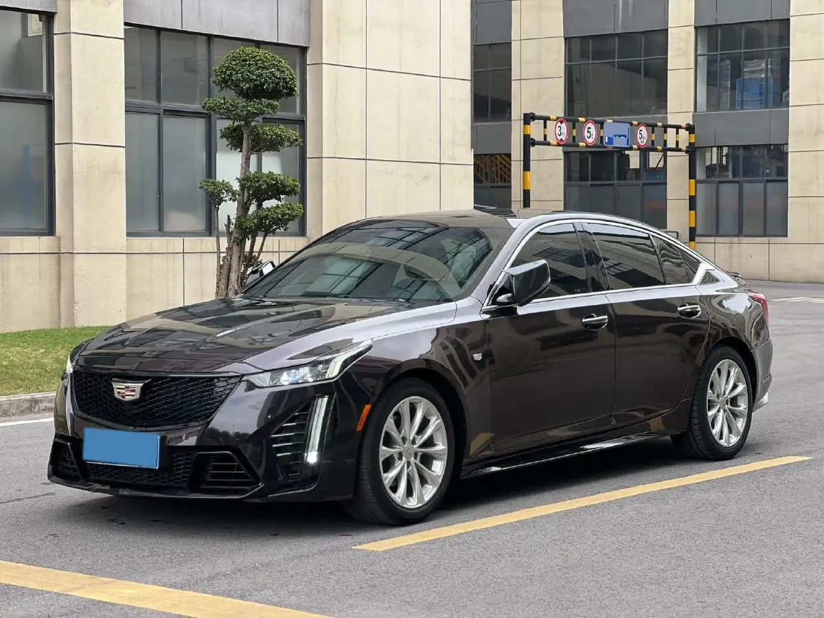 2021 Cadillac CT5 2.0T 237HP L4 10AT