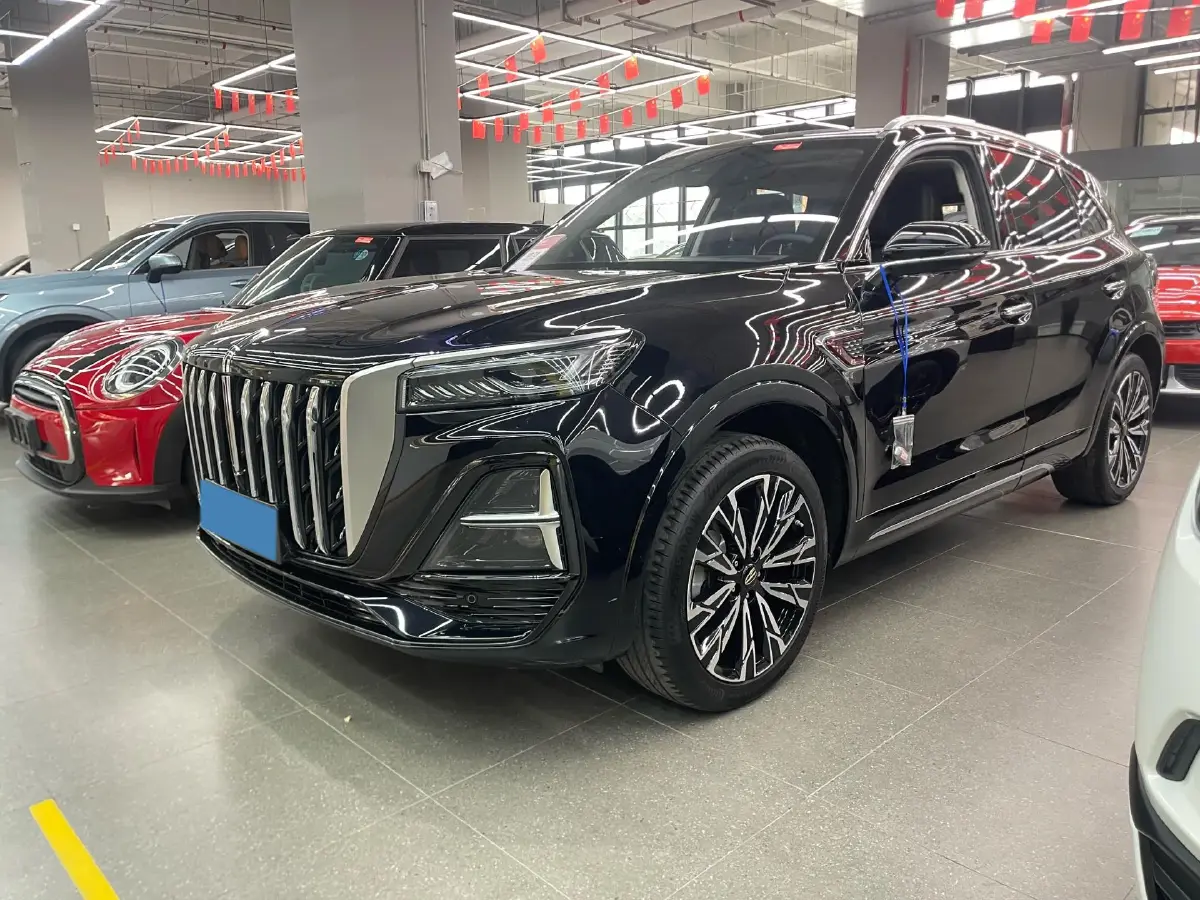 2023 HongQi HS5 2.0T 252HP L4 8AT