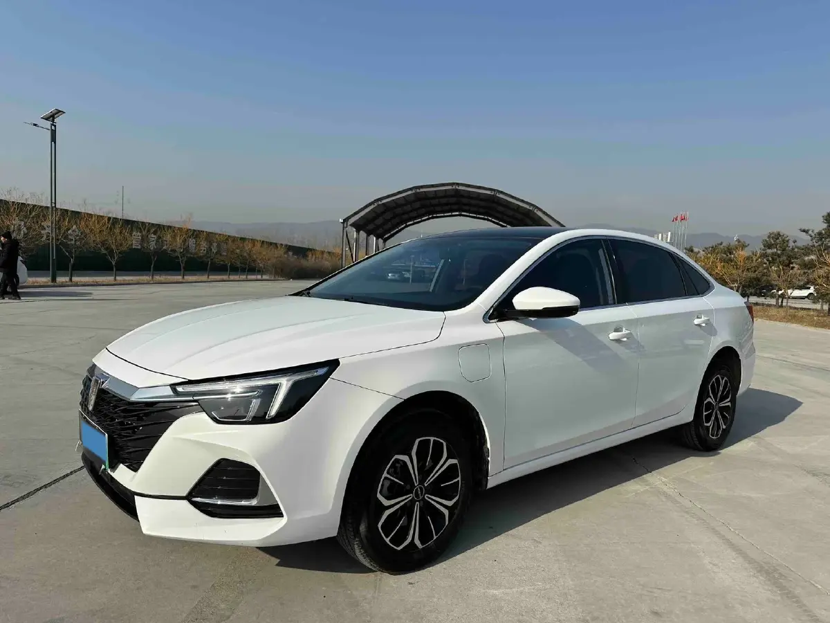 2022 BYD Song MAX 1.5L 110HP L4 E-CVT PHEV 18.3KWH