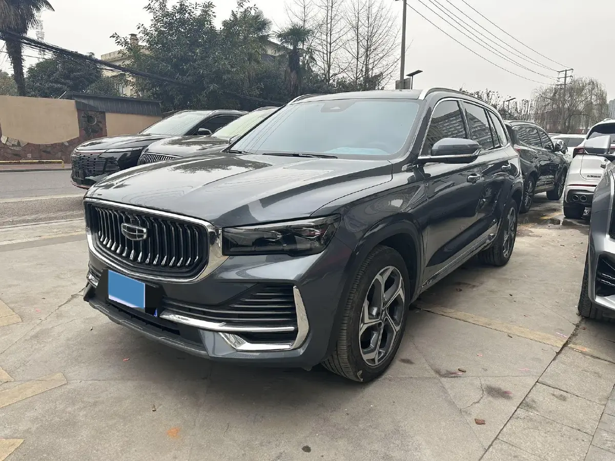 2024 Geely Monjaro 2.0T 238HP L4 8AT