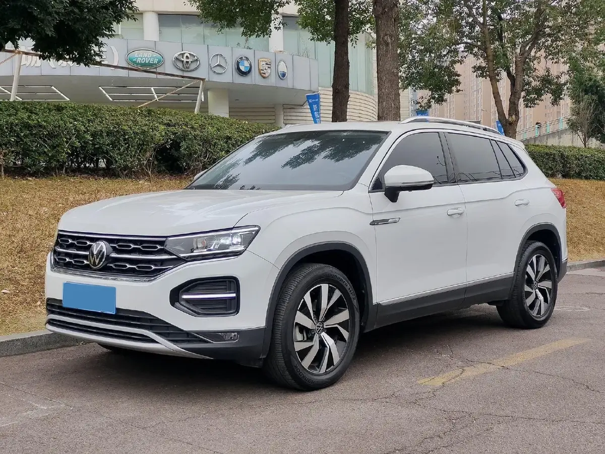 2022 Volkswagen Tayron 2.0T 186HP L4 7DCT