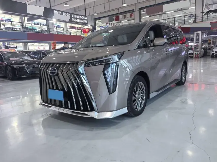 2023 GAC Trumpchi M8 2.0T 190HP L4 E-CVT Hybrid