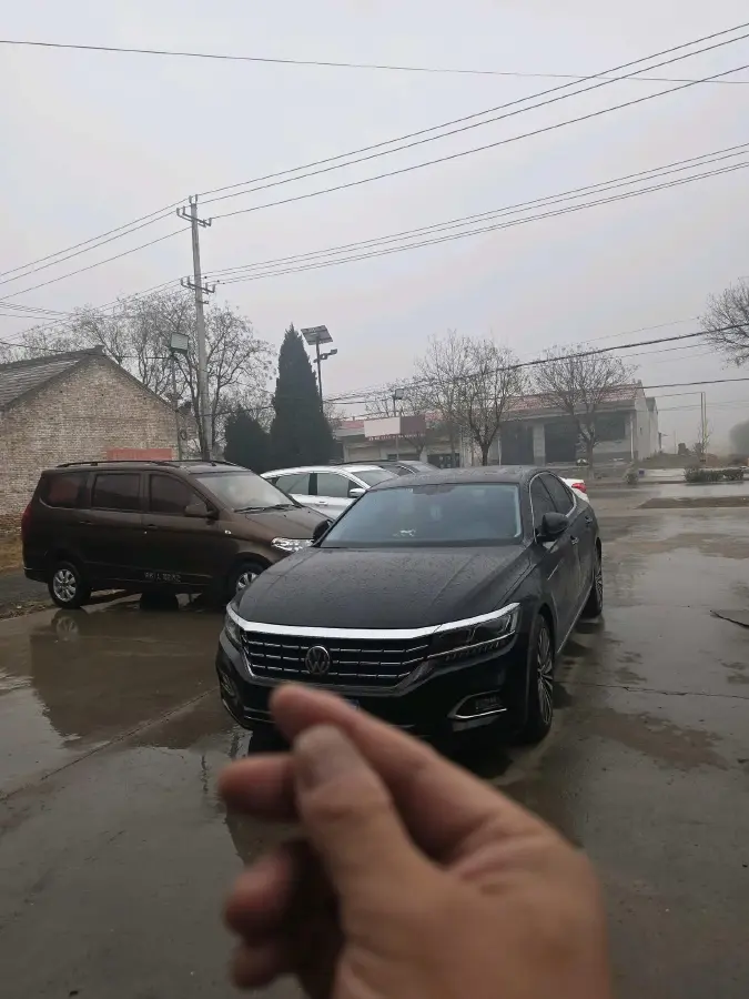 2019 Volvo V40 1.5T 152HP L4 6AT