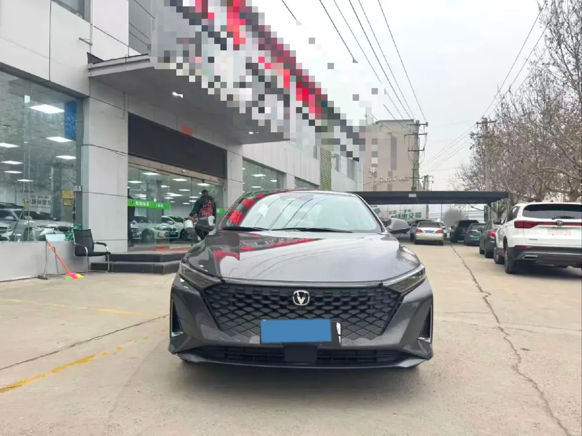 2023 ChangAn Raeton Plus 1.5T 188HP L4 7DCT,autocango,china used car exporter,china ev exporter,chinese used car exporter,chinese used ev exporter
