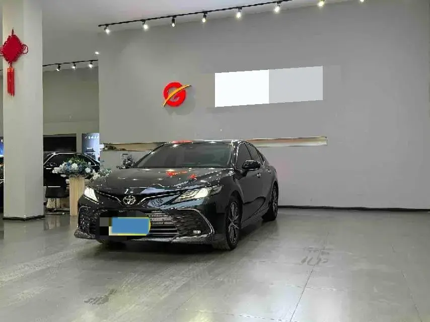 2021 Toyota Camry 2.5L 209HP L4 8AT
