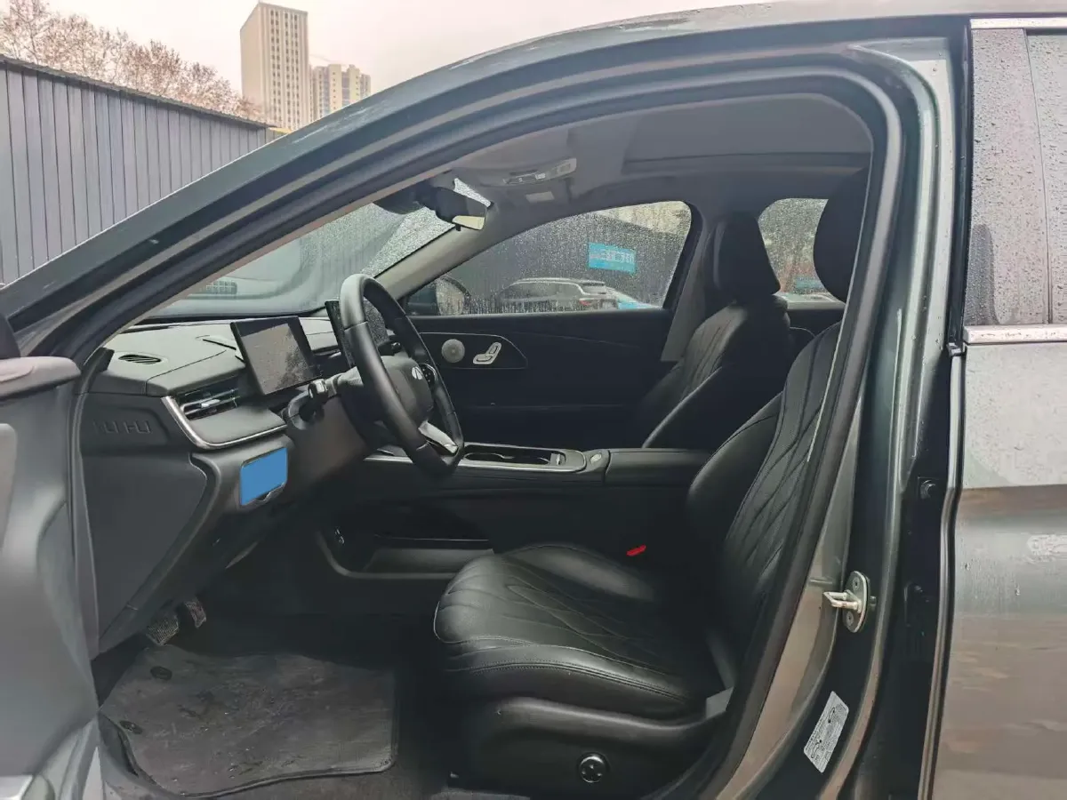 2025 Fulwin FulwinA8L 1.5T 156HP L4 1DHT PHEV 18.67KWH,autocango,china used car exporter,china ev exporter,chinese used car exporter,chinese used ev exporter