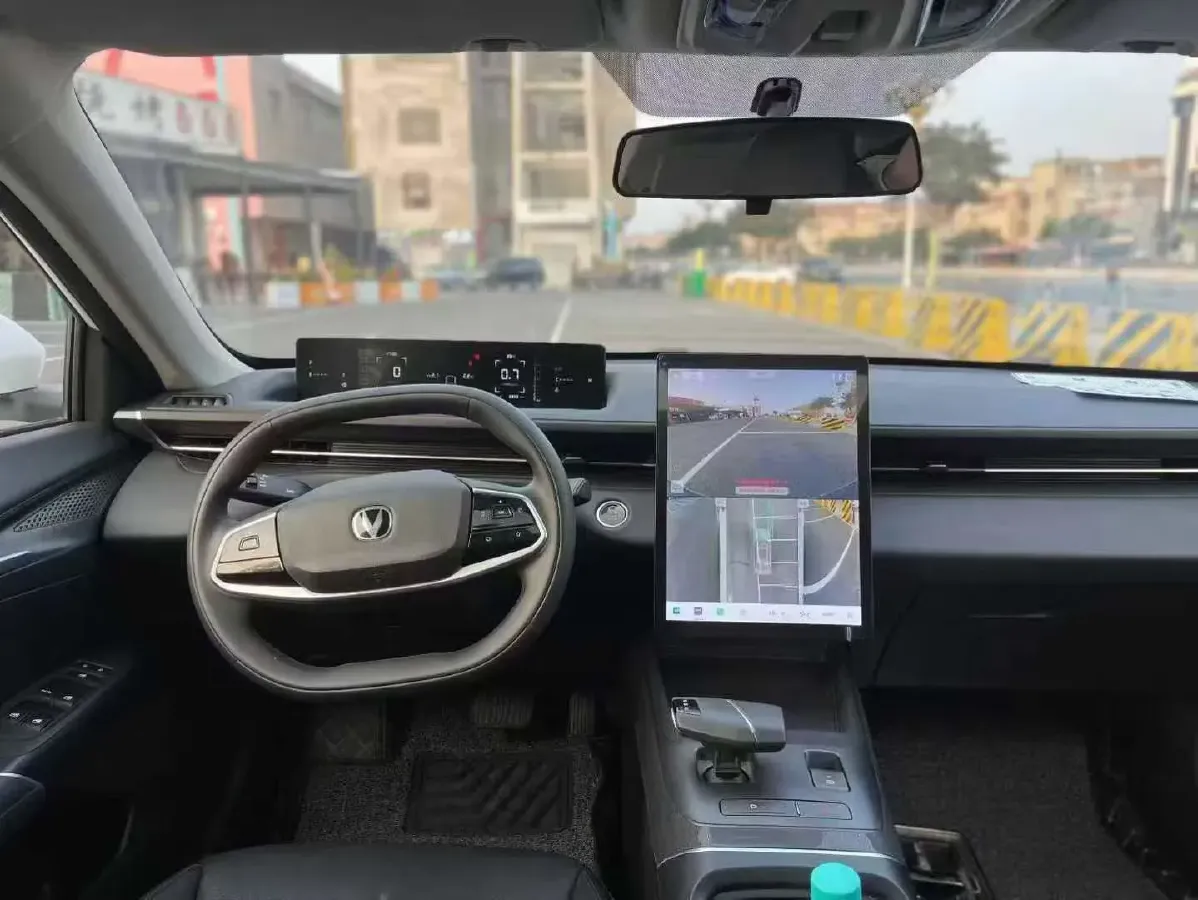 2023 ChangAn Lamore 1.5T 170HP L4 7DCT,autocango,china used car exporter,china ev exporter,chinese used car exporter,chinese used ev exporter