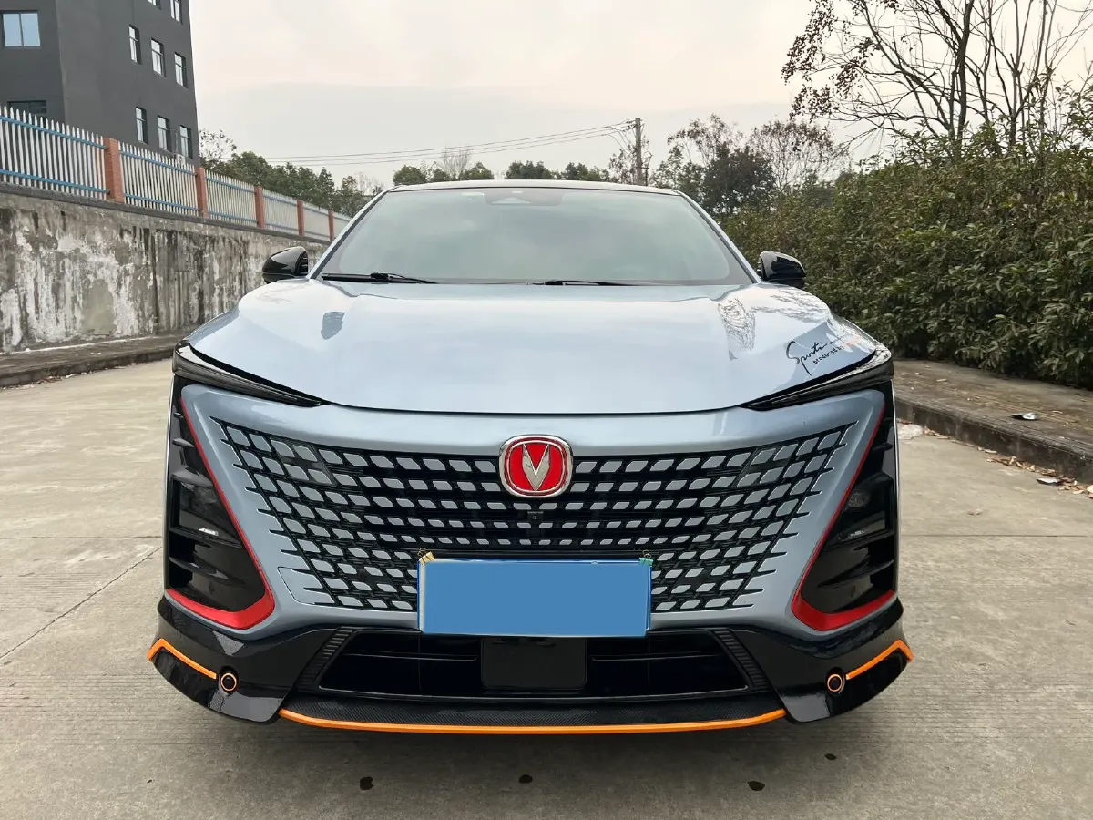 2022 ChangAn UNI-T 1.5T 188HP L4 7DCT,autocango,china used car exporter,china ev exporter,chinese used car exporter,chinese used ev exporter