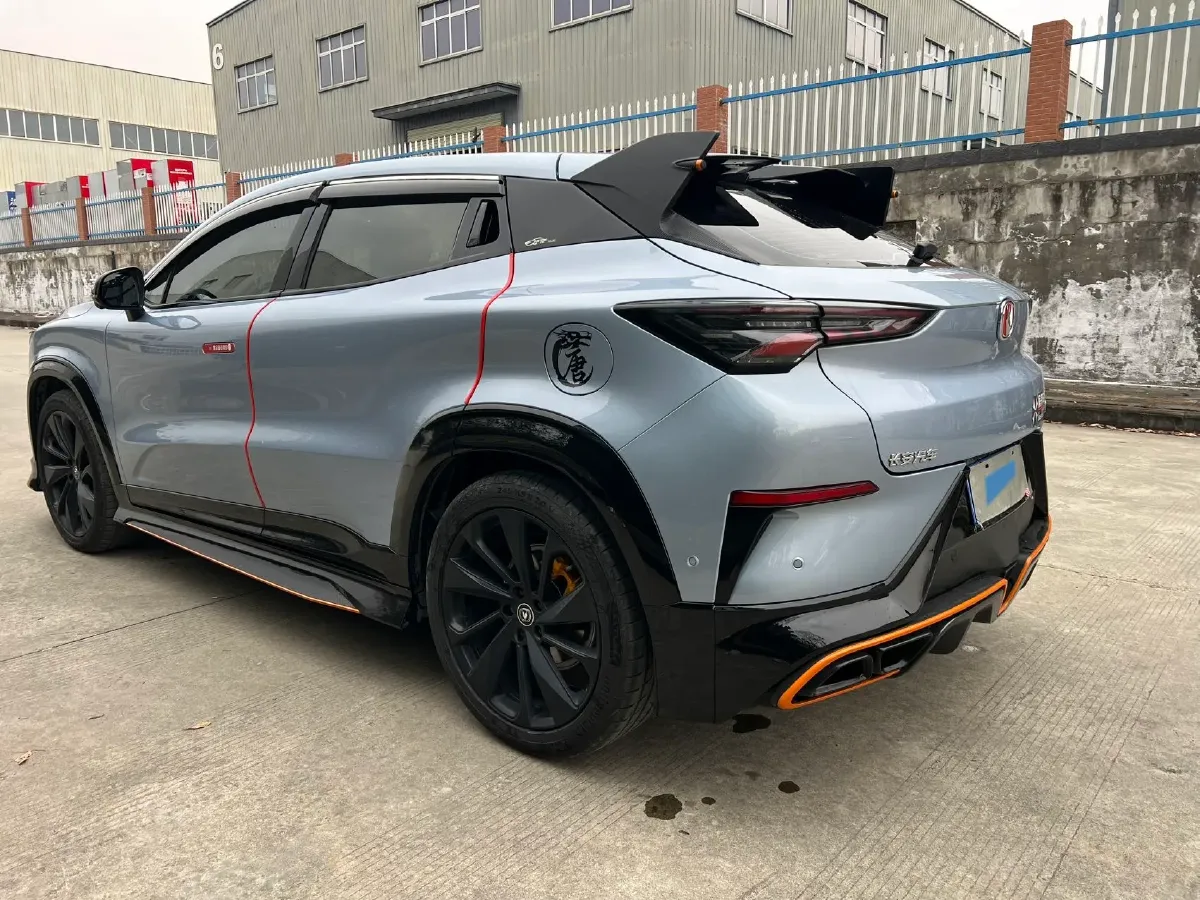 2022 ChangAn UNI-T 1.5T 188HP L4 7DCT,autocango,china used car exporter,china ev exporter,chinese used car exporter,chinese used ev exporter