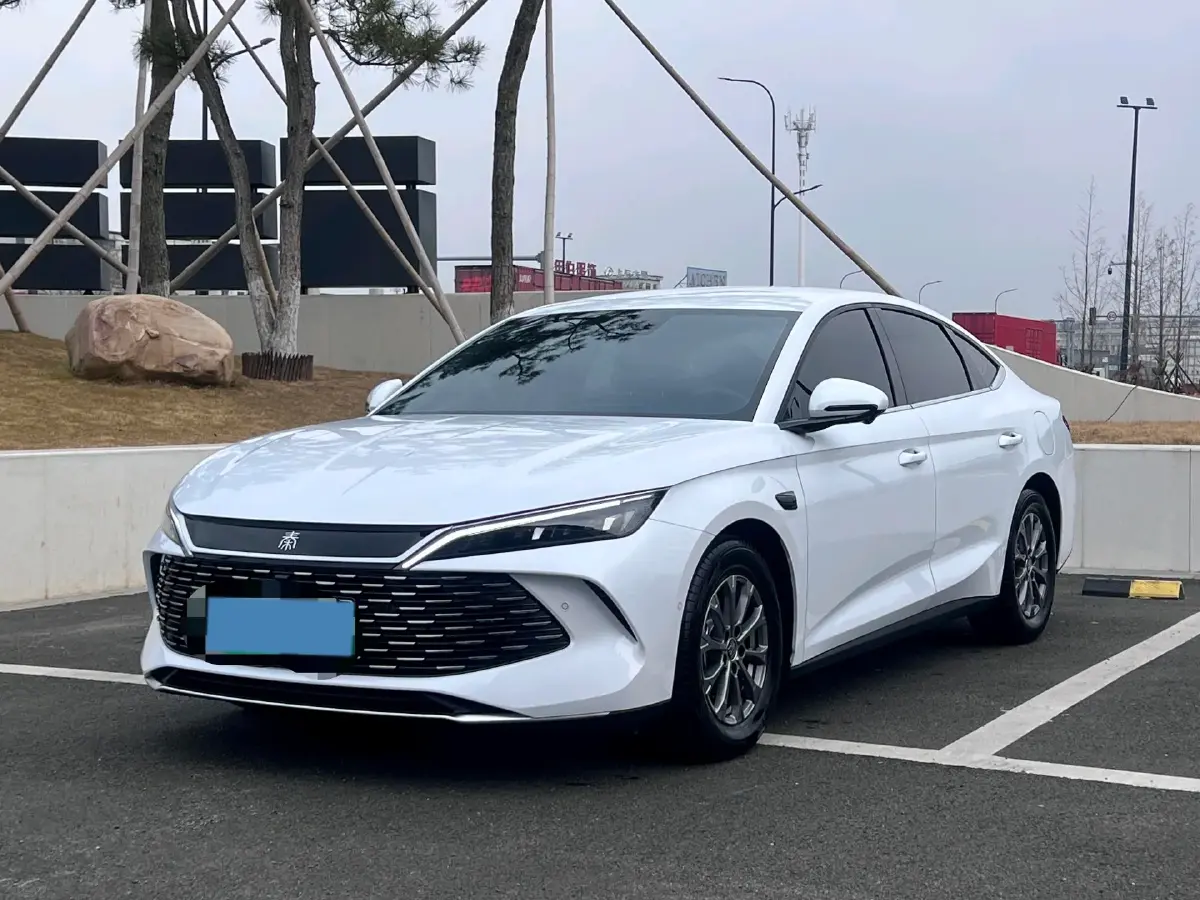 2025 BYD QinL 1.5L 101HP L4 E-CVT PHEV 10.08KWH