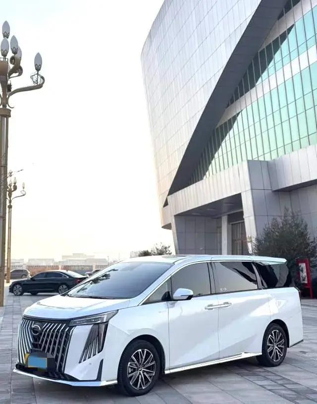 2024 GAC Trumpchi M8 2.0T 252HP L4 8AT