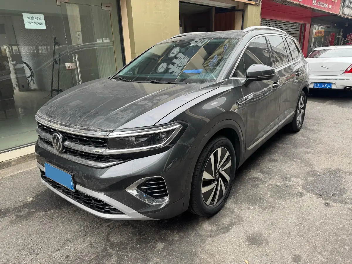 2021 Volkswagen Talagon 2.0T 220HP L4 7DCT