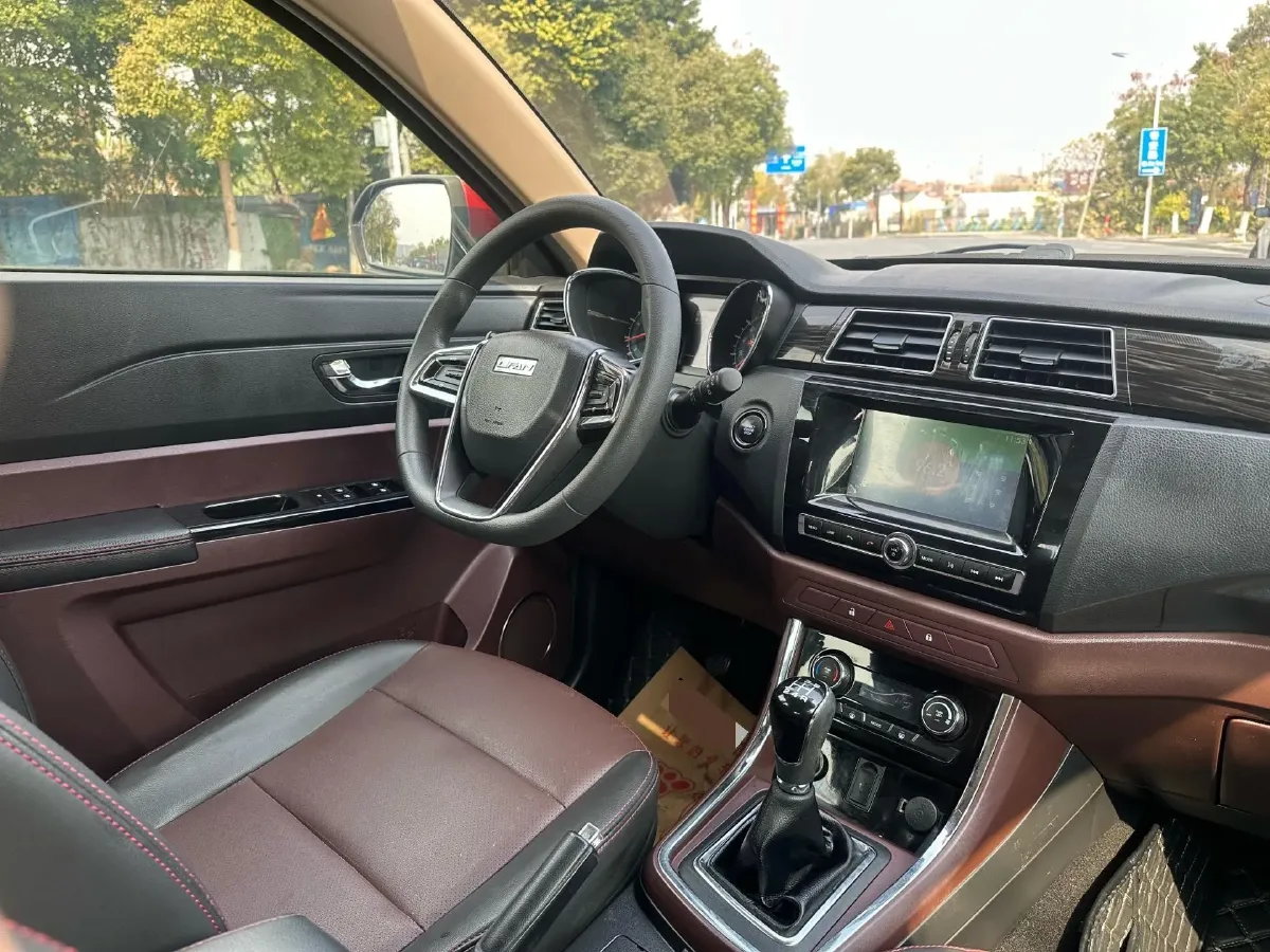 2016 Enranger G3 1.5L 113HP L4 5MT,autocango,china used car exporter,china ev exporter,chinese used car exporter,chinese used ev exporter