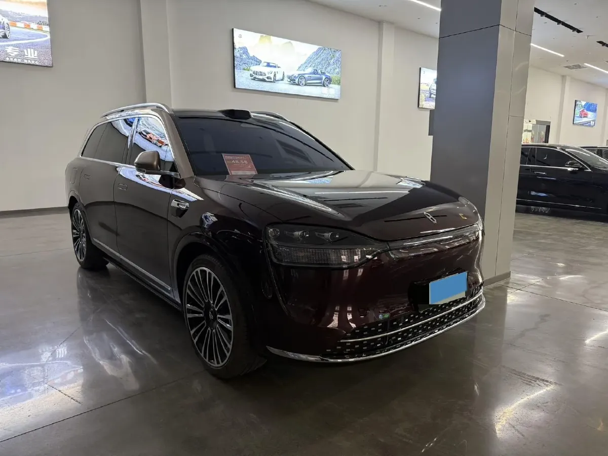 2025 AITO AITO M9 REEV 160HP REEV 52KWH,autocango,china used car exporter,china ev exporter,chinese used car exporter,chinese used ev exporter