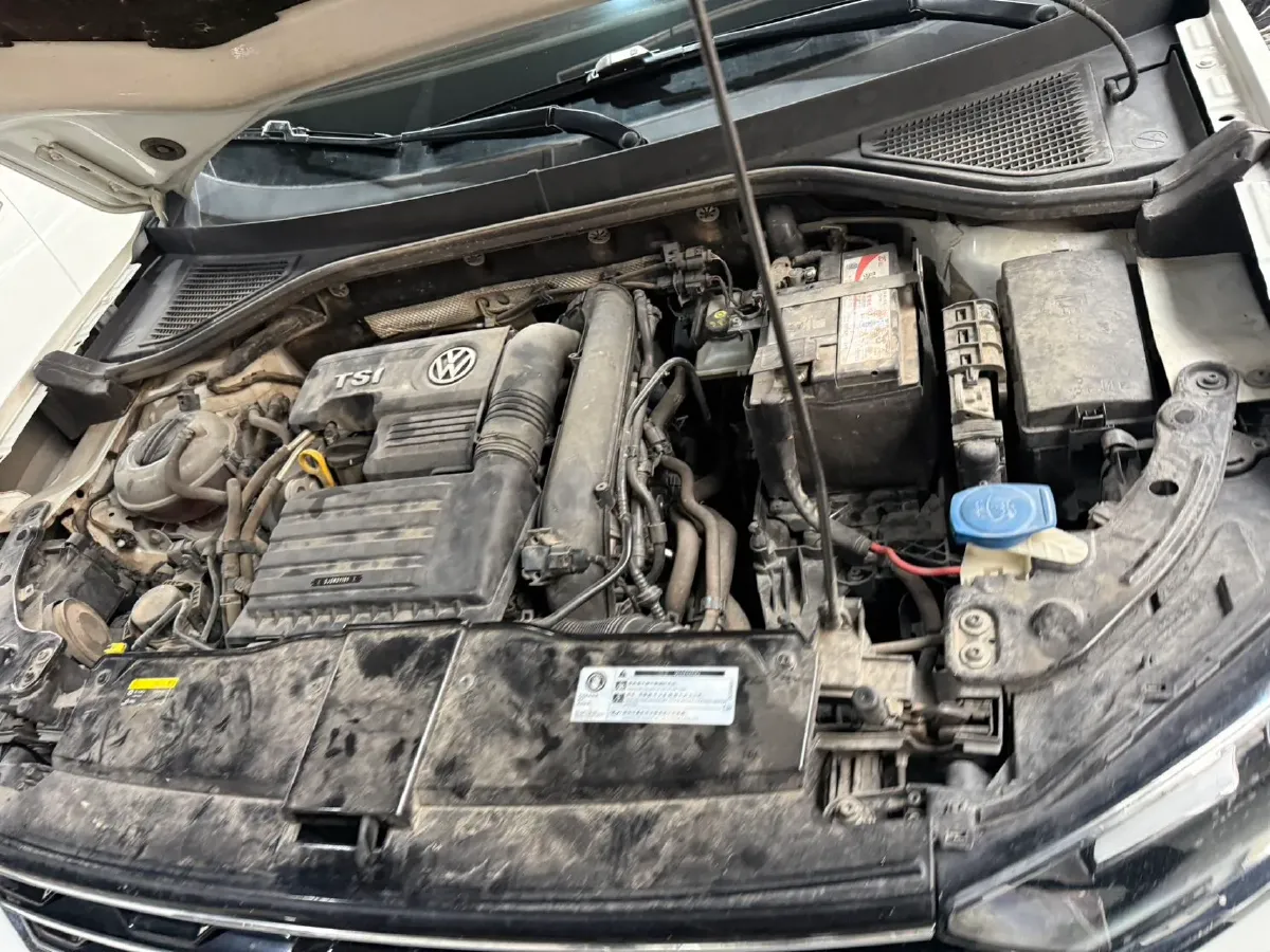 2019 Volkswagen T-Roc 1.4T 150HP L4 7DCT,autocango,china used car exporter,china ev exporter,chinese used car exporter,chinese used ev exporter