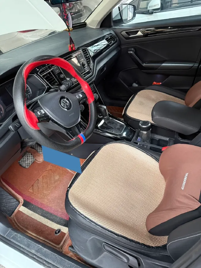 2019 Volkswagen T-Roc 1.4T 150HP L4 7DCT,autocango,china used car exporter,china ev exporter,chinese used car exporter,chinese used ev exporter