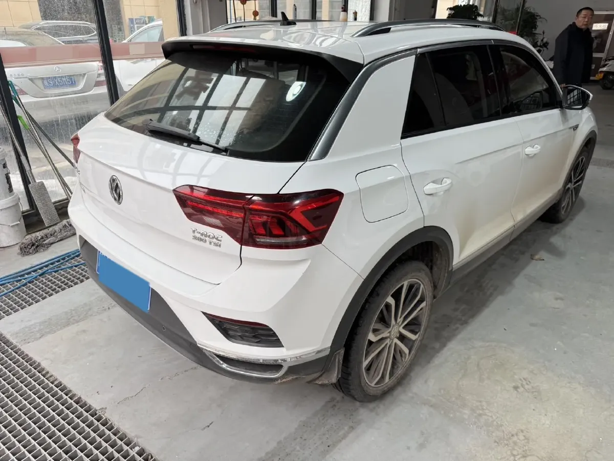 2019 Volkswagen T-Roc 1.4T 150HP L4 7DCT,autocango,china used car exporter,china ev exporter,chinese used car exporter,chinese used ev exporter