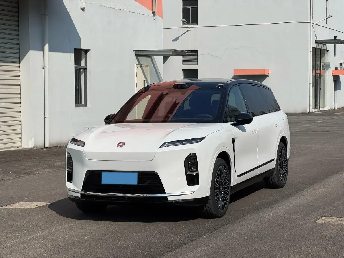 2026 NIO ES8 BEV