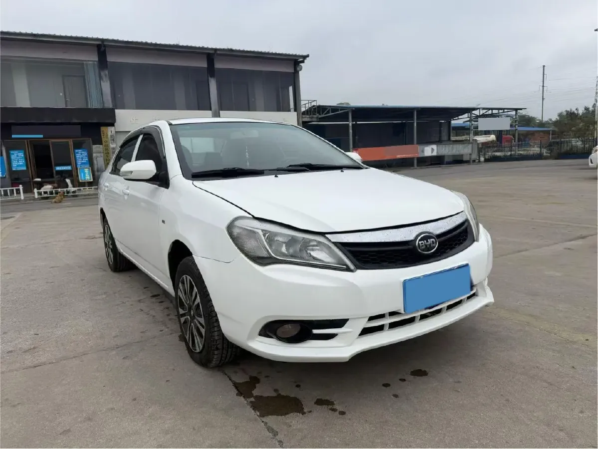 2015 BYD F3 1.5L 109HP L4 5MT,autocango,china used car exporter,china ev exporter,chinese used car exporter,chinese used ev exporter