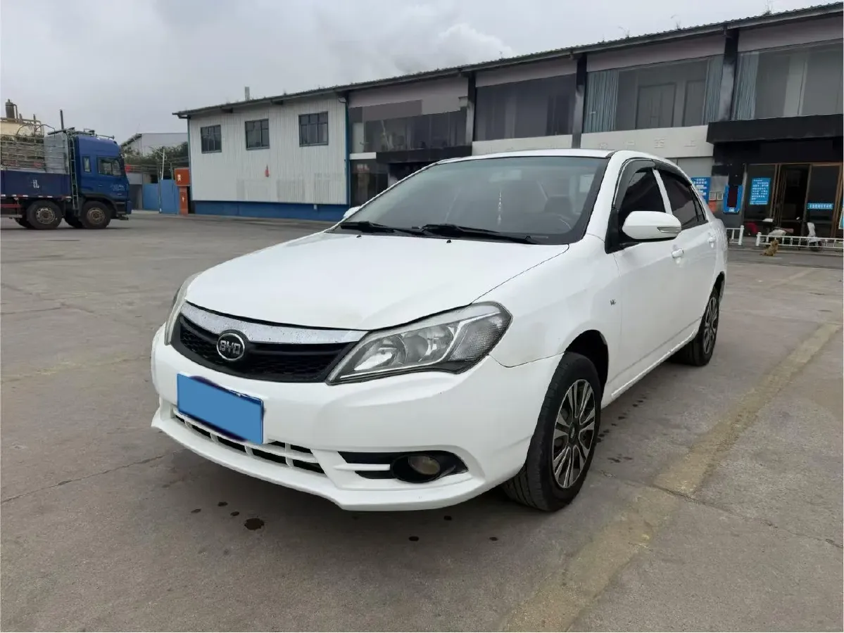 2015 BYD F3 1.5L 109HP L4 5MT,autocango,china used car exporter,china ev exporter,chinese used car exporter,chinese used ev exporter