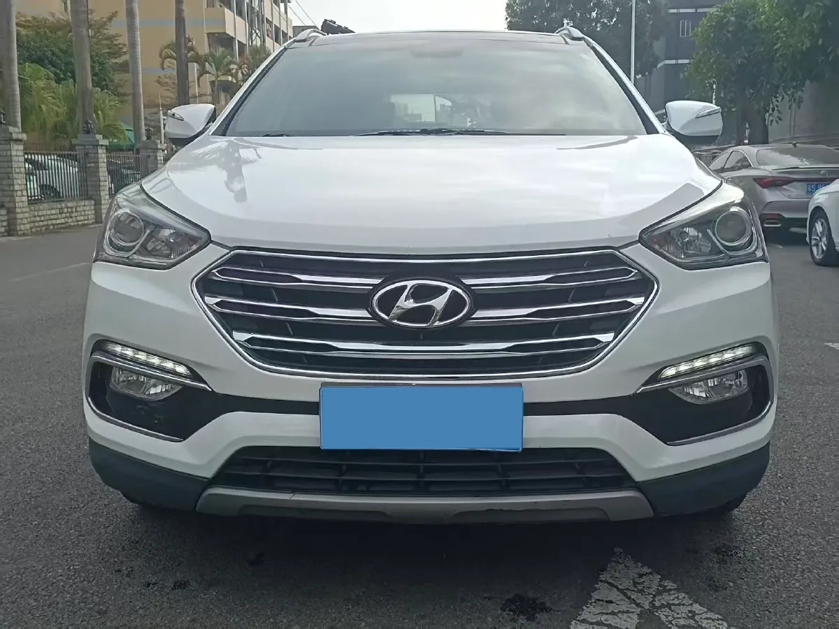 2017 Hyundai Santafe 2.4L 189HP L4 6AT,autocango,china used car exporter,china ev exporter,chinese used car exporter,chinese used ev exporter